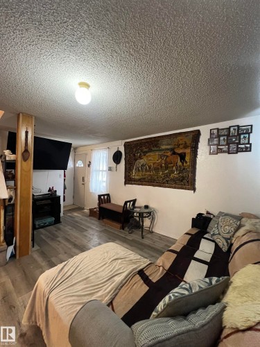 5137 6Th Avenue, Edson, AB - Indoor