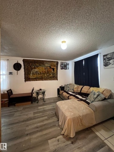 5137 6Th Avenue, Edson, AB - Indoor