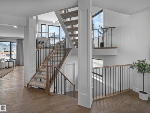 4640 Chegwin Wynd Sw, Edmonton, AB - Indoor Photo Showing Other Room