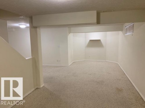 232 Kulawy Drive, Edmonton, AB - Indoor