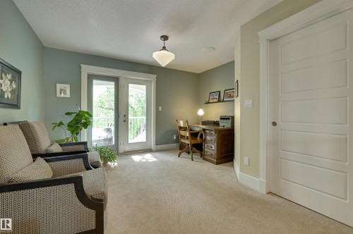 10810 74 Avenue, Edmonton, AB - Indoor