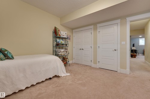 10810 74 Avenue, Edmonton, AB - Indoor Photo Showing Bedroom