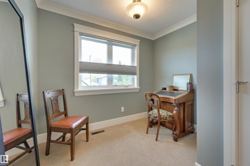 10810 74 Avenue, Edmonton, AB - Indoor