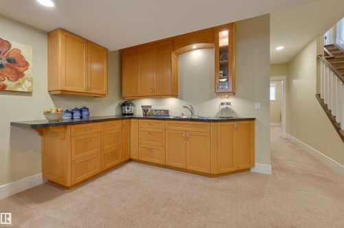 10810 74 Avenue, Edmonton, AB - Indoor