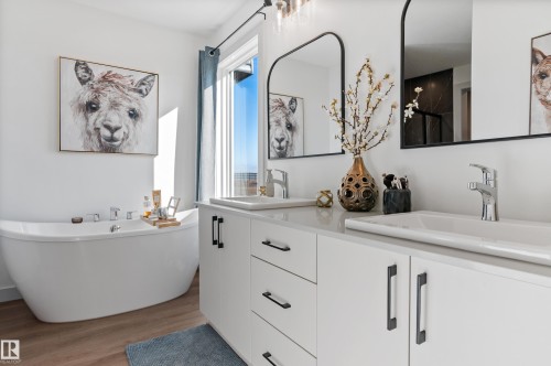 57 Savoy Crescent, Sherwood Park, AB - Indoor Photo Showing Bathroom