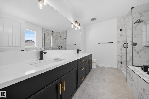 1741 63A Street, Edmonton, AB - Indoor Photo Showing Bathroom