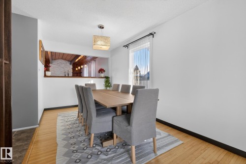 11508 35A Avenue, Edmonton, AB - Indoor Photo Showing Dining Room