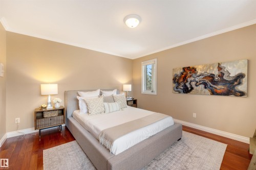 9704 Riverside Drive, Edmonton, AB - Indoor Photo Showing Bedroom