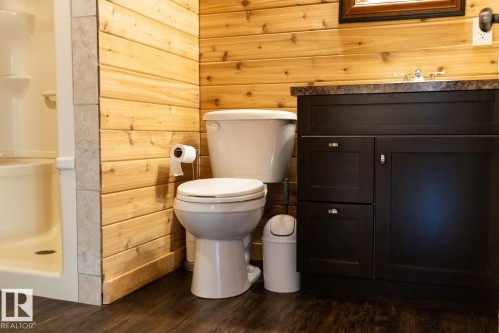 126 62036 Twp Road 462, Rural Wetaskiwin County, AB - Indoor Photo Showing Bathroom