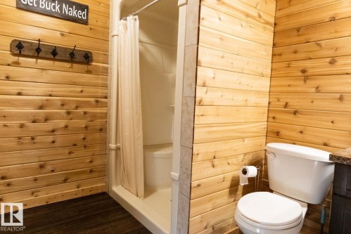 126 62036 Twp Road 462, Rural Wetaskiwin County, AB - Indoor Photo Showing Bathroom
