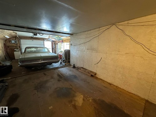 59240 Range 191 Road, Rural Smoky Lake County, AB - Indoor Photo Showing Garage