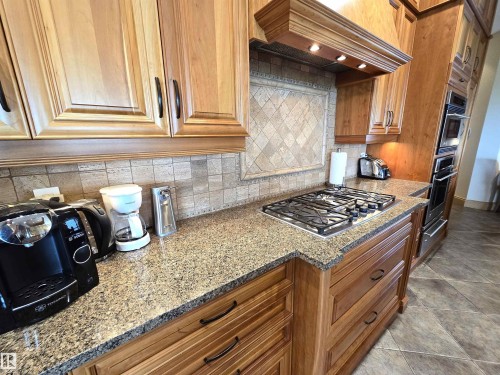 491 52328 Rge Road 233, Rural Strathcona County, AB - Indoor Photo Showing Kitchen