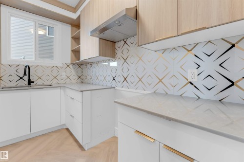 150 Creekside Lane, Leduc, AB - Indoor