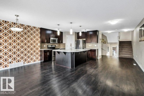 2437 Cassidy Way, Edmonton, AB - Indoor Photo Showing Kitchen With Upgraded Kitchen
