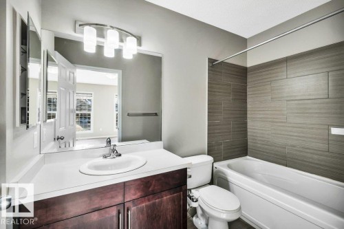 2437 Cassidy Way, Edmonton, AB - Indoor Photo Showing Bathroom