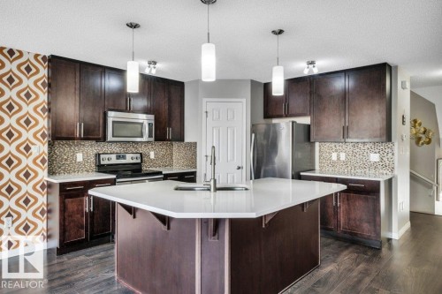 2437 Cassidy Way, Edmonton, AB - Indoor Photo Showing Kitchen With Upgraded Kitchen