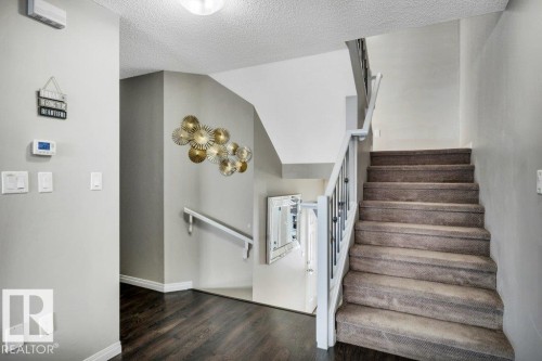 2437 Cassidy Way, Edmonton, AB - Indoor Photo Showing Other Room