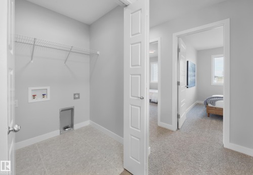 1230 Cristall Way, Edmonton, AB - Indoor Photo Showing Other Room