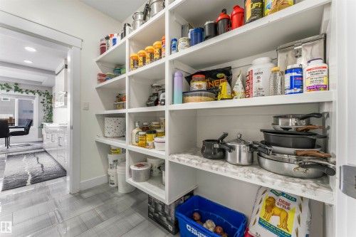 17024 62 Street, Edmonton, AB - Indoor With Storage