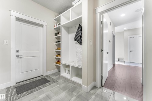 17024 62 Street, Edmonton, AB - Indoor