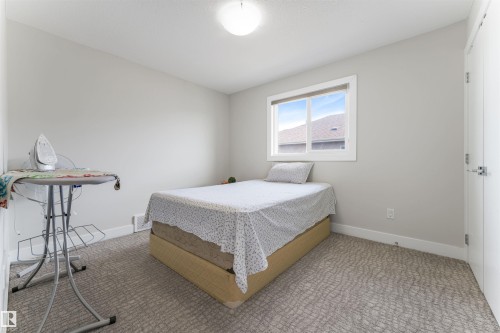 17024 62 Street, Edmonton, AB - Indoor Photo Showing Bedroom