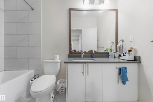 17024 62 Street, Edmonton, AB - Indoor Photo Showing Bathroom