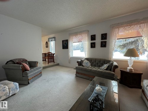 59059 Range 170, Rural Smoky Lake County, AB - Indoor Photo Showing Living Room