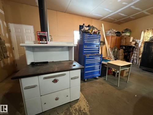 59059 Range 170, Rural Smoky Lake County, AB - Indoor