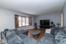 9512 Sherridon Drive, Fort Saskatchewan, AB  - Indoor Photo Showing Living Room 