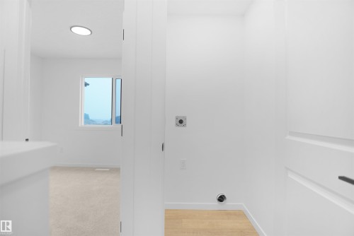 2119 210 Street, Edmonton, AB - Indoor Photo Showing Other Room