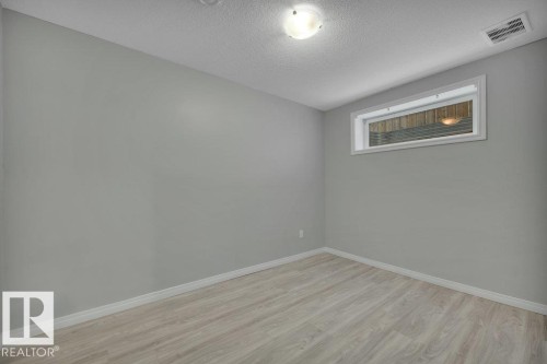 2338 29A Avenue, Edmonton, AB - Indoor Photo Showing Other Room