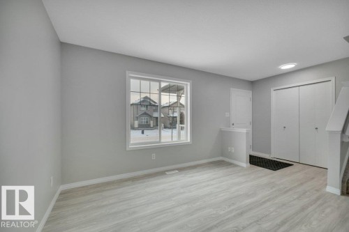 2338 29A Avenue, Edmonton, AB - Indoor Photo Showing Other Room