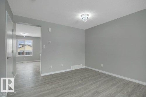 2338 29A Avenue, Edmonton, AB - Indoor Photo Showing Other Room
