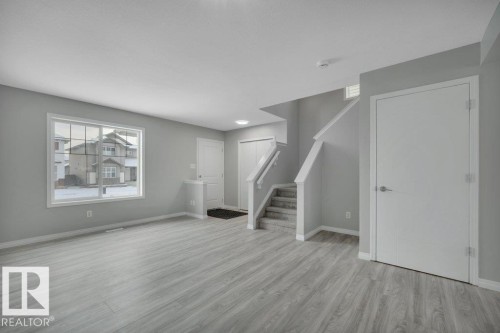 2338 29A Avenue, Edmonton, AB - Indoor Photo Showing Other Room
