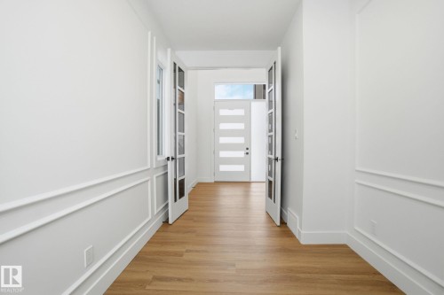142 Edgewater Circle, Leduc, AB - Indoor Photo Showing Other Room