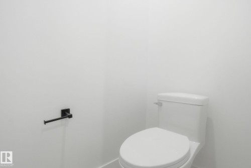 142 Edgewater Circle, Leduc, AB - Indoor Photo Showing Bathroom