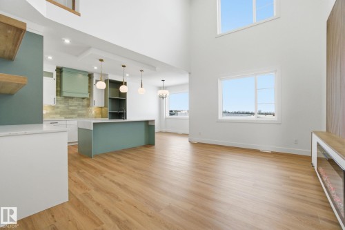 142 Edgewater Circle, Leduc, AB - Indoor Photo Showing Kitchen