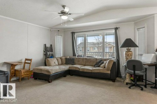 1011 Aspen Drive E, Leduc, AB - Indoor Photo Showing Living Room