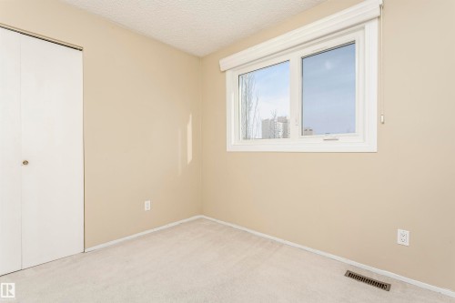 21 11111 26 Avenue, Edmonton, AB - Indoor Photo Showing Other Room