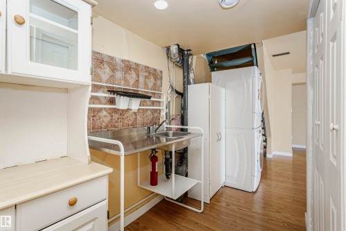 21 11111 26 Avenue, Edmonton, AB - Indoor Photo Showing Other Room