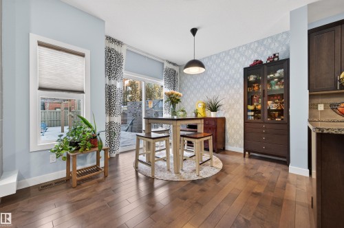 21615 84 Avenue, Edmonton, AB - Indoor