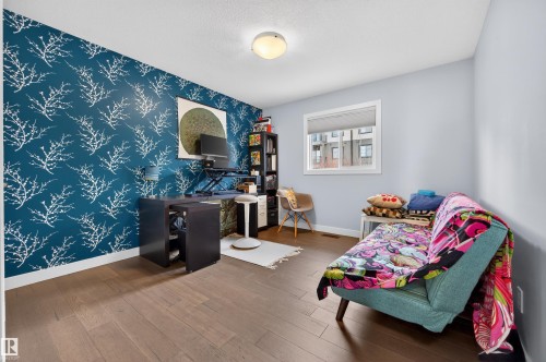 21615 84 Avenue, Edmonton, AB - Indoor