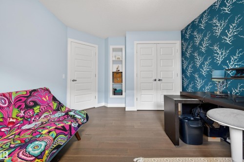 21615 84 Avenue, Edmonton, AB - Indoor