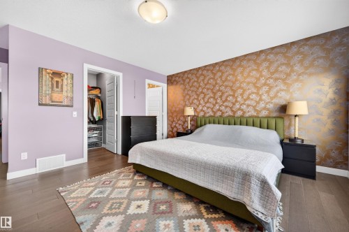21615 84 Avenue, Edmonton, AB - Indoor Photo Showing Bedroom