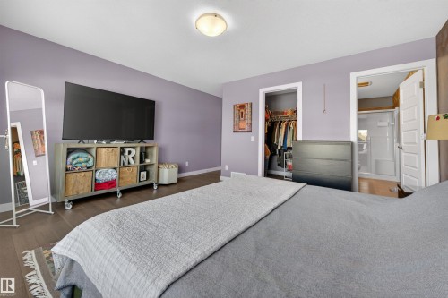 21615 84 Avenue, Edmonton, AB - Indoor Photo Showing Bedroom