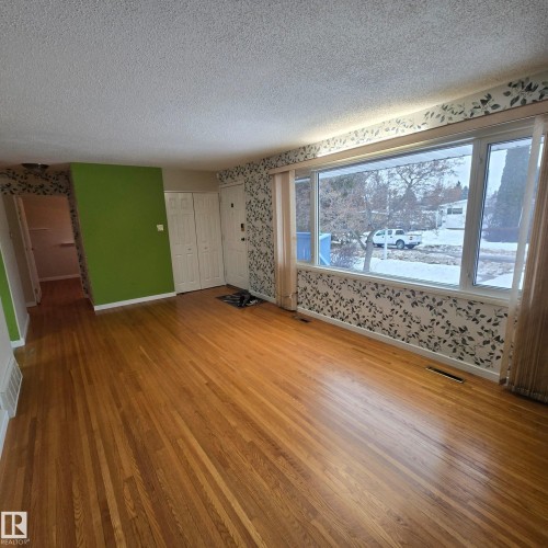 10966 158 Street, Edmonton, AB - Indoor Photo Showing Other Room