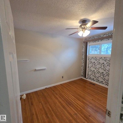 10966 158 Street, Edmonton, AB - Indoor Photo Showing Other Room