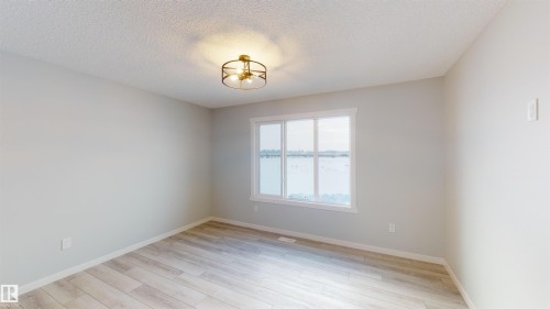 6 Elizabeth Gardens, Spruce Grove, AB - Indoor Photo Showing Other Room