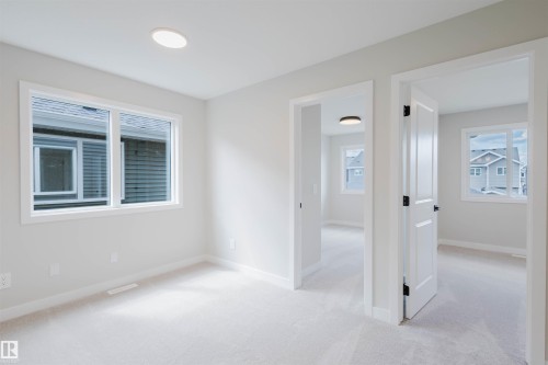 2116 Crossbill Lane, Edmonton, AB - Indoor Photo Showing Other Room