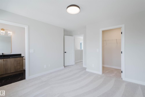 2116 Crossbill Lane, Edmonton, AB - Indoor Photo Showing Other Room